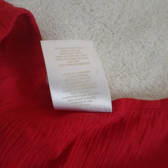 Red Embroidered Asymmetrical Long Sleeve Tunic - Picture 4 of 14